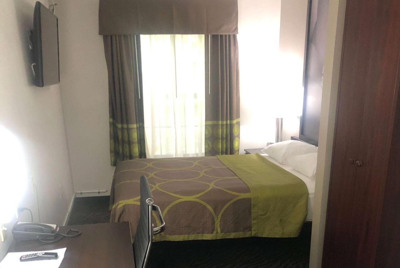 Super 8 By Wyndham High Point/Greensboro Luaran gambar